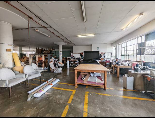 1,850M² WAREHOUSE FOR SALE IN BOOYSENS RESERVE